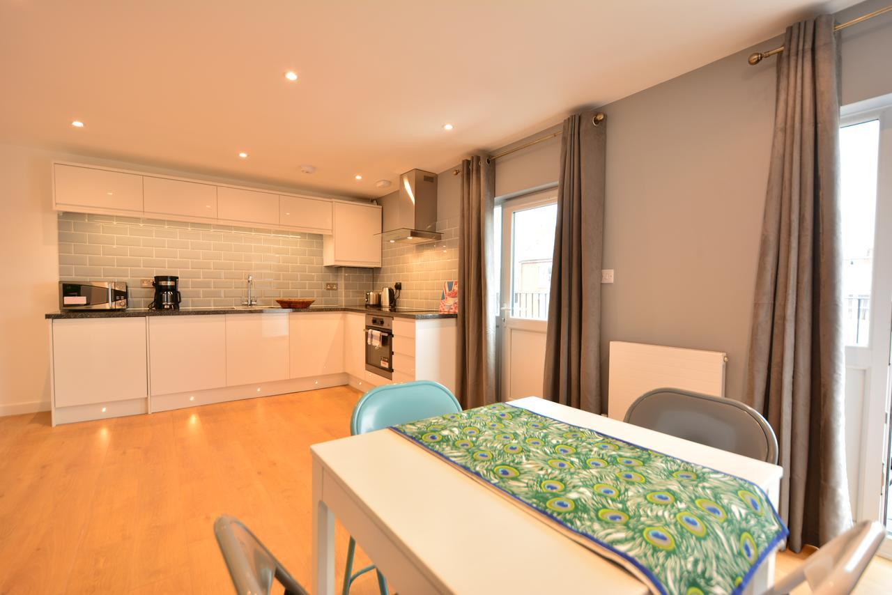 London Deluxe Apartments Mitcham Εξωτερικό φωτογραφία
